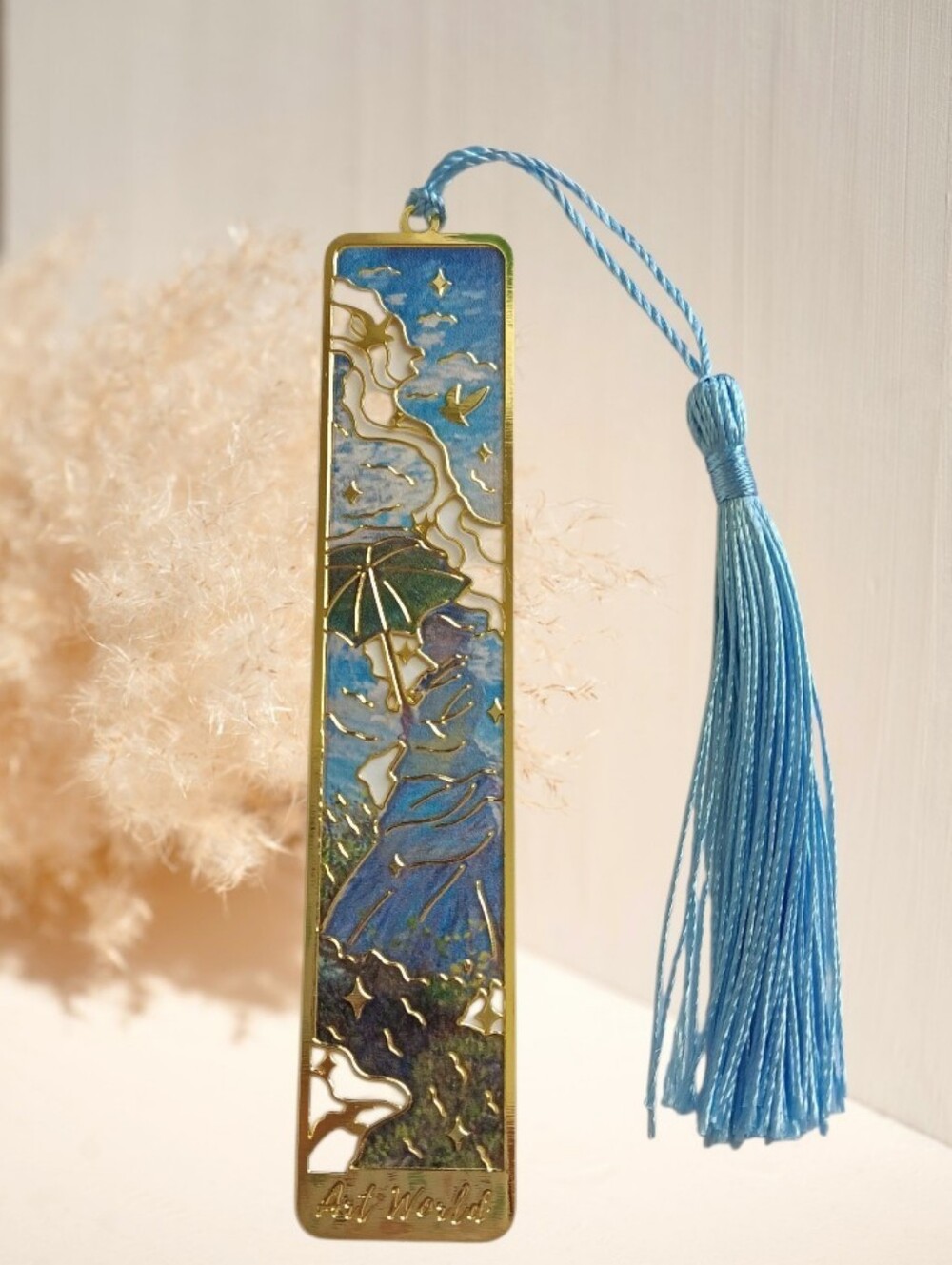 Bookmark Vintage Golden Hollow of Lady & Umbrella